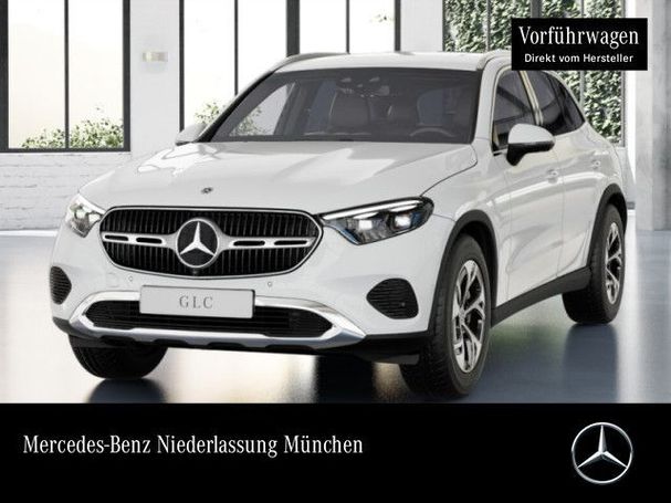 Mercedes-Benz GLC 300 de 245 kW image number 3