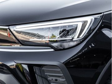 Car image 26
