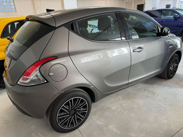 Lancia Ypsilon 51 kW image number 5