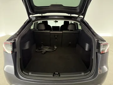 Car image 39