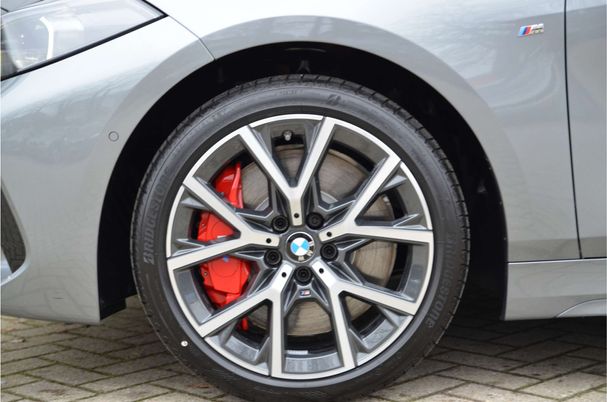 BMW 118i M Sport 100 kW image number 6