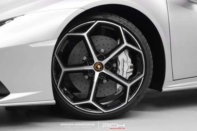 Car image 30