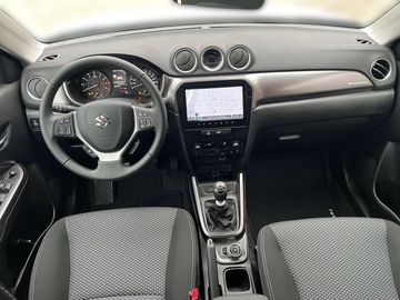 Car image 11