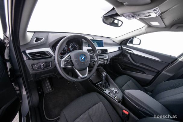 BMW X2 xDrive25e X 162 kW image number 16