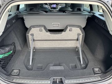 Car image 37