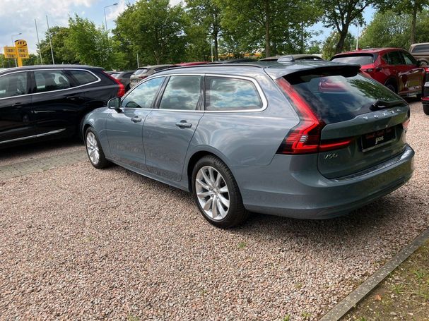 Volvo V90 B4 AWD Momentum 145 kW image number 4