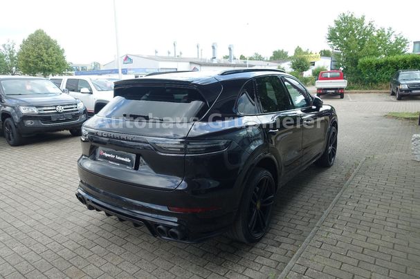 Porsche Cayenne Turbo 404 kW image number 2