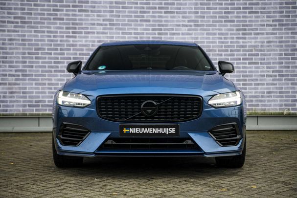 Volvo S90 T8 R Design AWD 300 kW image number 9