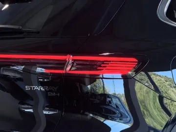 Car image 29