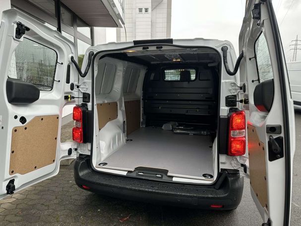 Toyota Proace L1 1.5 D-4D Meister 88 kW image number 8