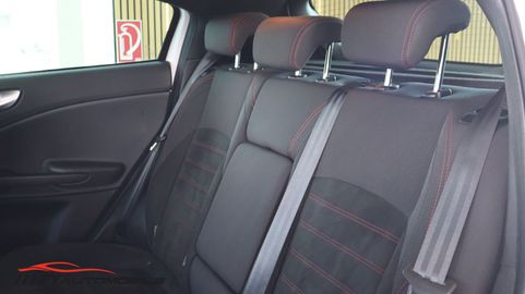 Car image 35