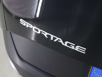 Car image 37