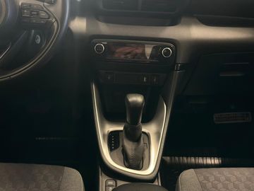 Car image 11