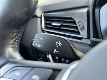 Car image 38