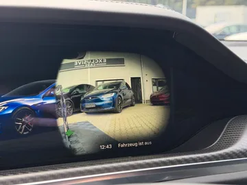 Car image 47