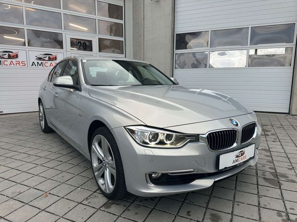 BMW 320i Luxury Line 135 kW image number 7