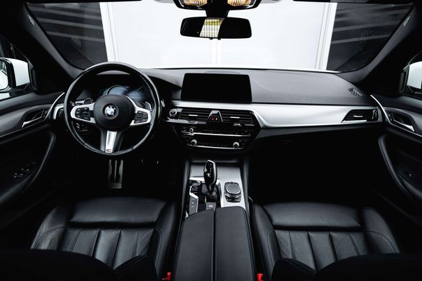 BMW 530 e 185 kW image number 28