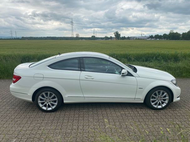 Mercedes-Benz C 250 Coupe 150 kW image number 6