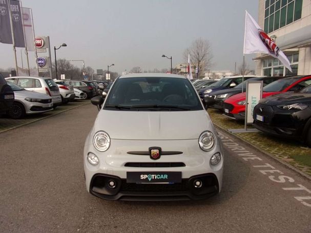 Abarth 595 Competizione 1.4 T-Jet 180 132 kW image number 4