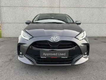 Car image 3