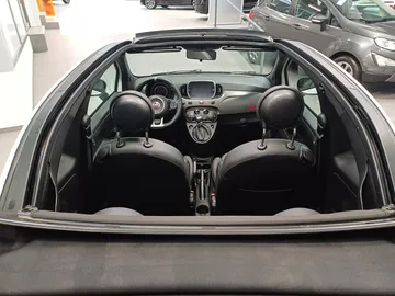 Car image 15
