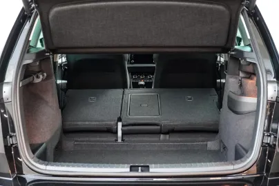 Car image 44