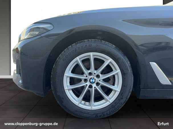 BMW 520d xDrive 140 kW image number 9