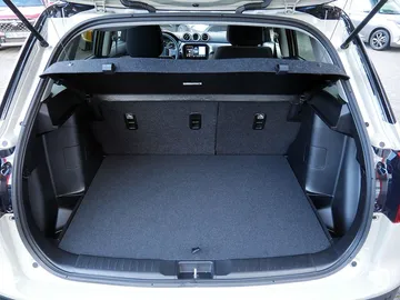 Car image 24