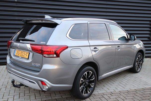 Mitsubishi Outlander 176 kW image number 2