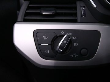 Car image 37