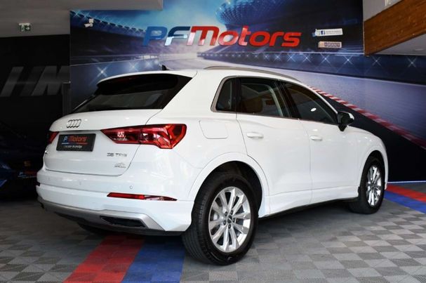 Audi Q3 35 TFSI S tronic Sport 111 kW image number 24