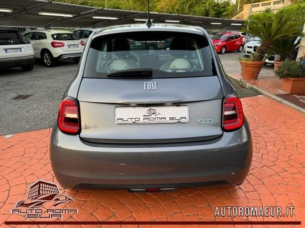 Fiat 500 e 70 kW image number 3