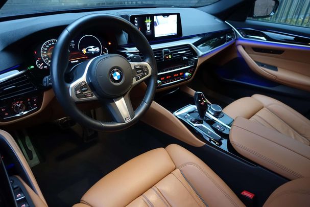 BMW 520i 135 kW image number 4