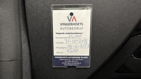 Car image 46