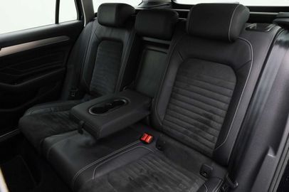 Car image 41