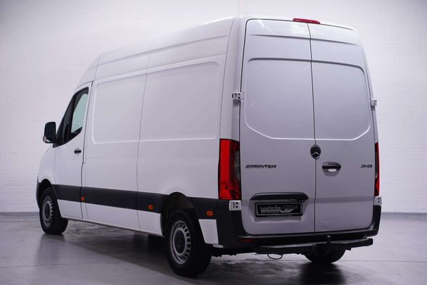 Mercedes-Benz Sprinter 211 CDi HA 84 kW image number 3