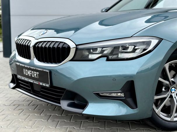 BMW 320d Touring Sport Line 140 kW image number 8