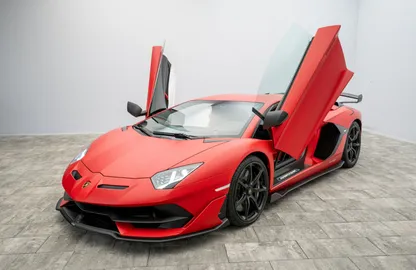 Car image 2