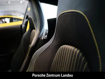 Car image 35