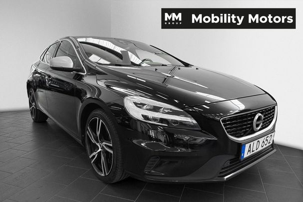 Volvo V40 T3 112 kW image number 1