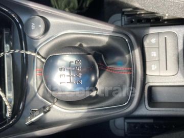 Car image 33