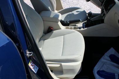 Car image 36