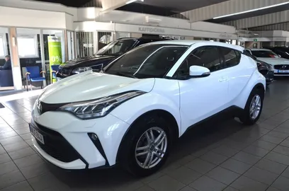 Car image 13