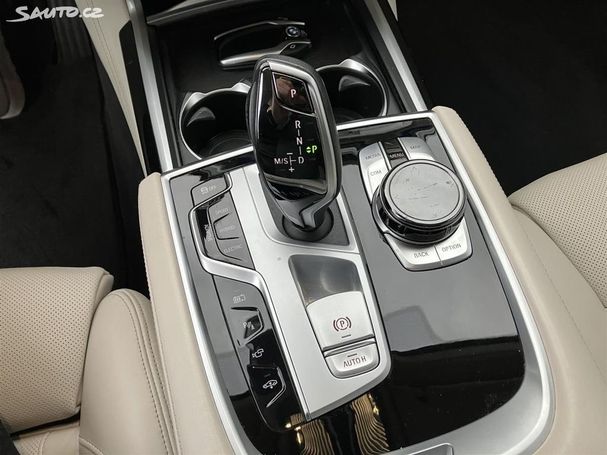 BMW 745e 290 kW image number 31