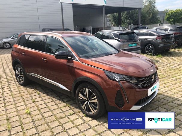 Peugeot 5008 BlueHDi 130 EAT8 Allure 96 kW image number 2