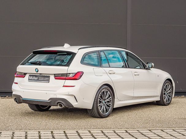 BMW 320d Touring 140 kW image number 2