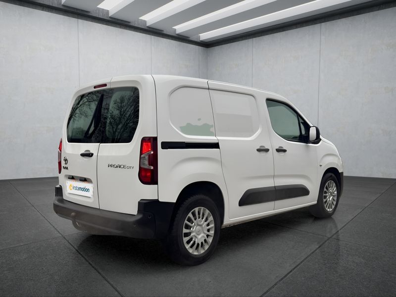 Toyota Proace City L1