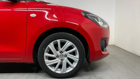 Car image 19