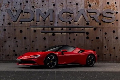 Car image 5