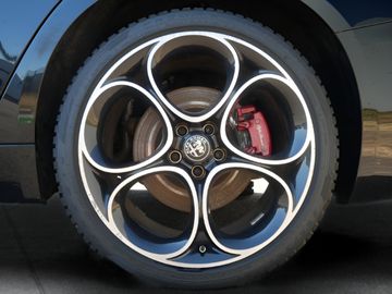 Car image 33